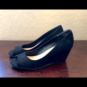 Torrid  peeptoe wedge- size 9W
